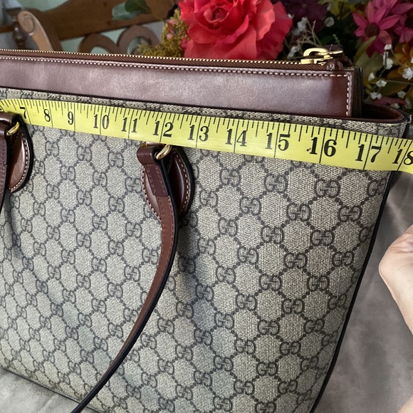 Auth GUCCI Monogram tote made in Italy - Picture 15 of 16